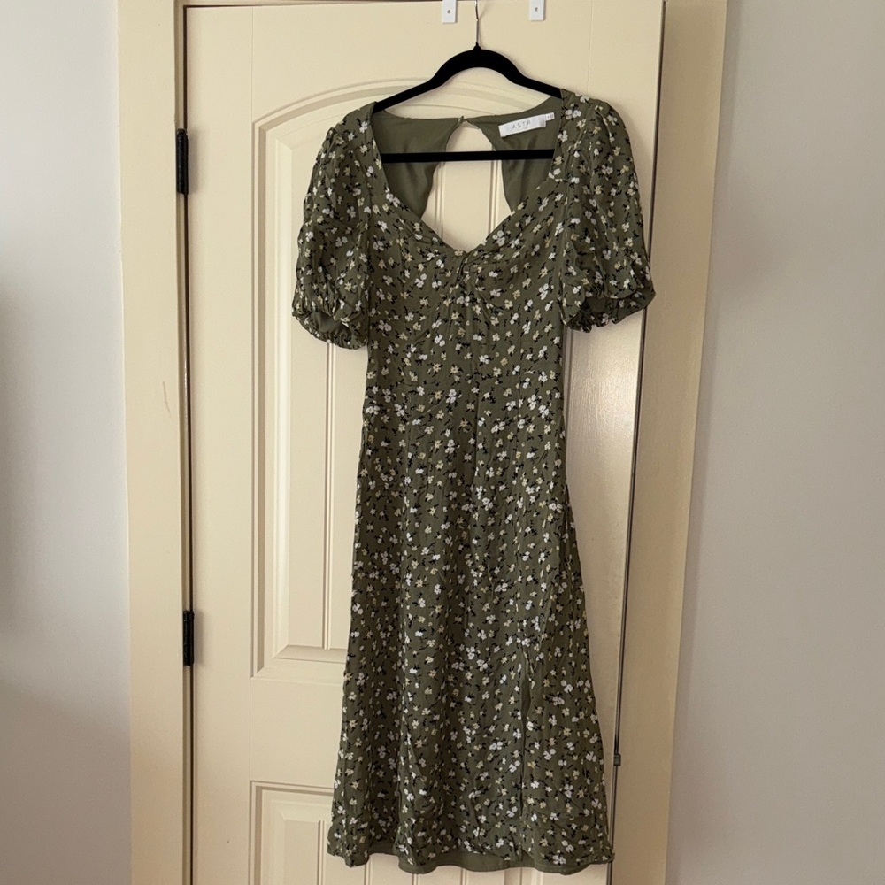 Astr Olive Floral Midi Dress